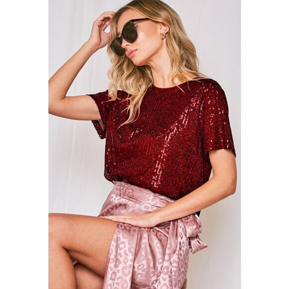 Burgundy Sequin Top Short Sleeve Size Large - Picture 1 of 4
